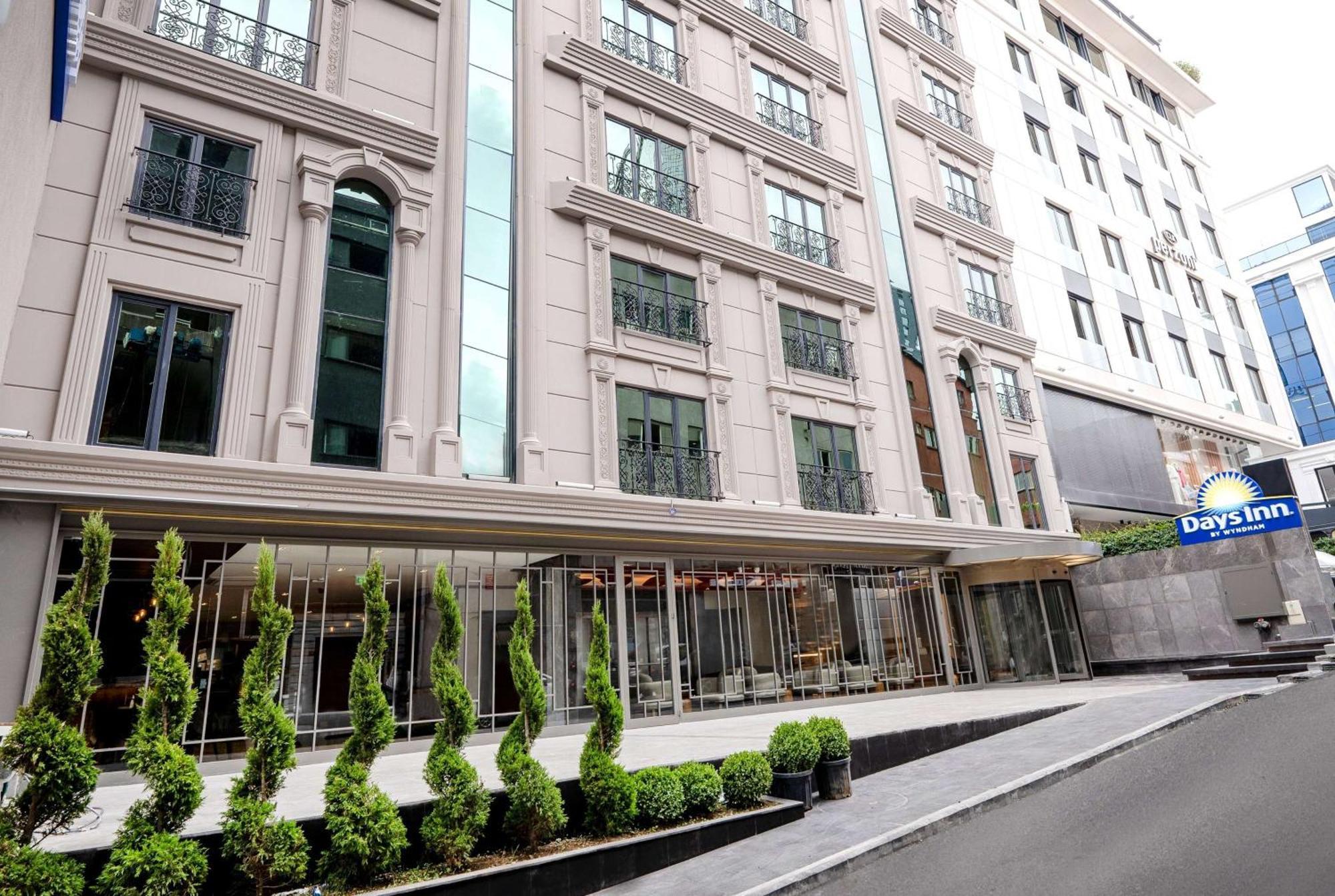 Days Inn By Wyndham Istanbul Bomonti Bagian luar foto